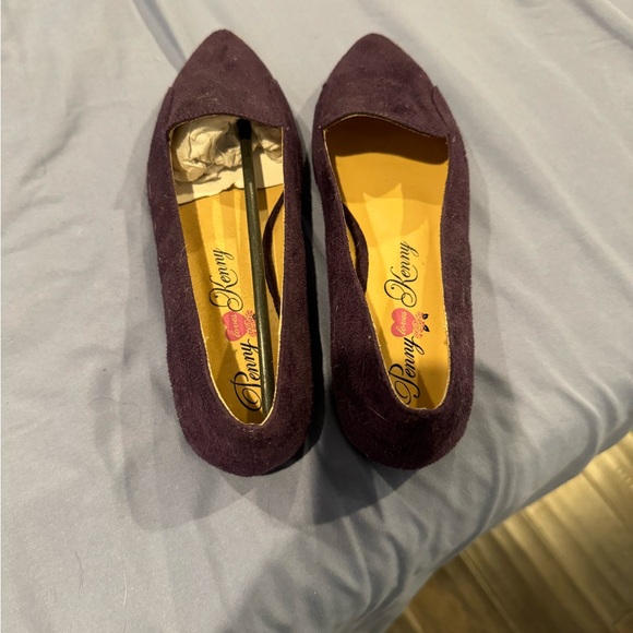 Plum purple flats - Picture 2 of 4